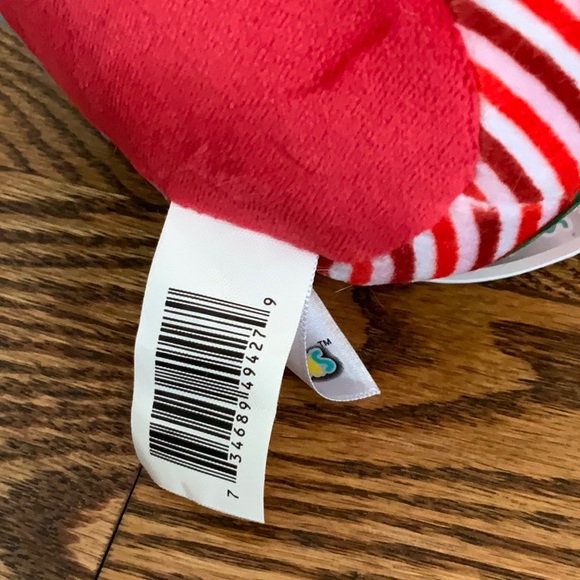 Luna The Christmas Penguin Squishmallow - Picture 5 of 8